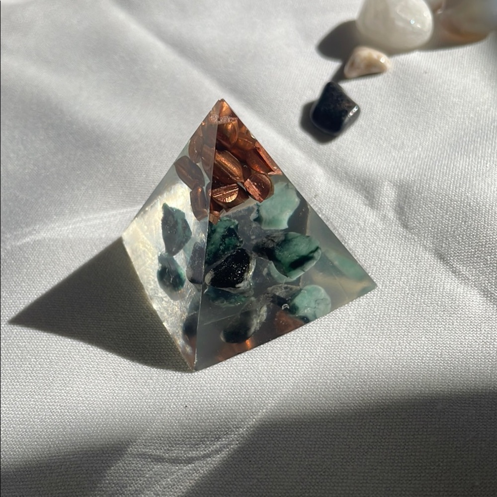 Resin Pyramid with Emeralds and Copper
